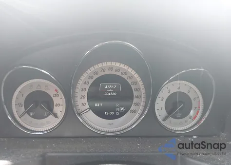 2014 Mercedes-Benz Glk 350 4Matic z USA, uszkodzony, nr VIN WDCGG8JB3EG287061